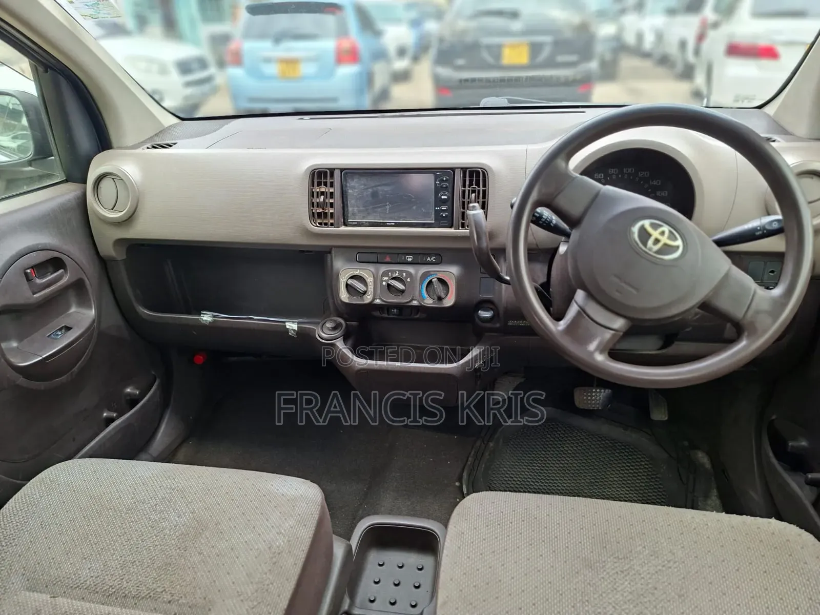 Toyota Passo 2014 Silver