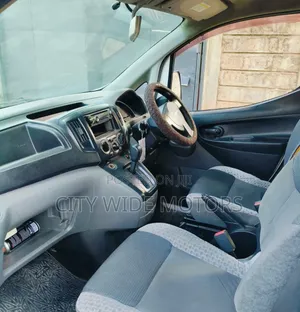 Nissan NV200 2011 White