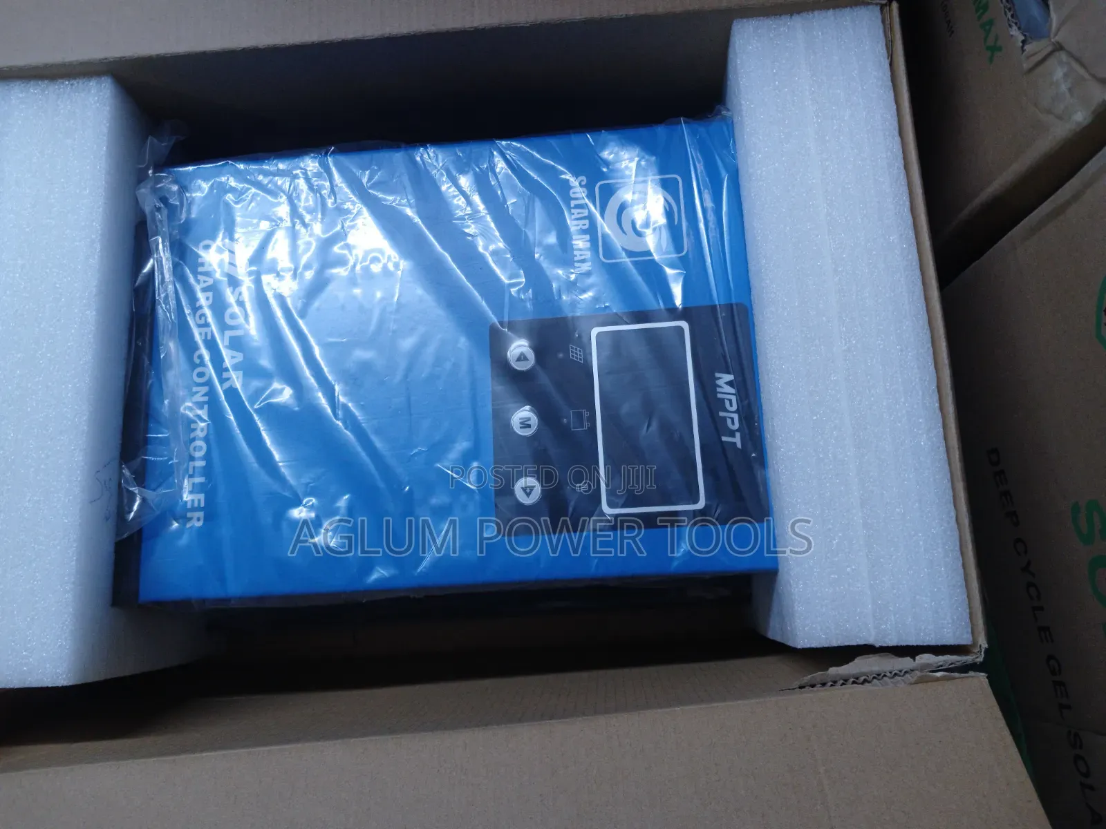 MPPT Solar Charge Controller 100A