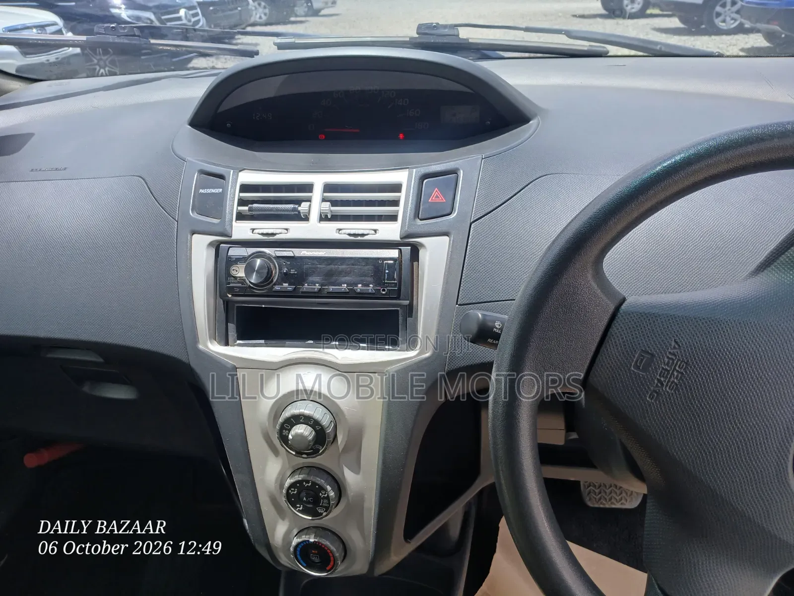 Toyota Vitz 2007 Blue