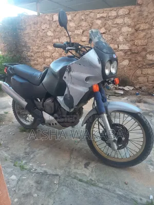 Yamaha 1995 Black