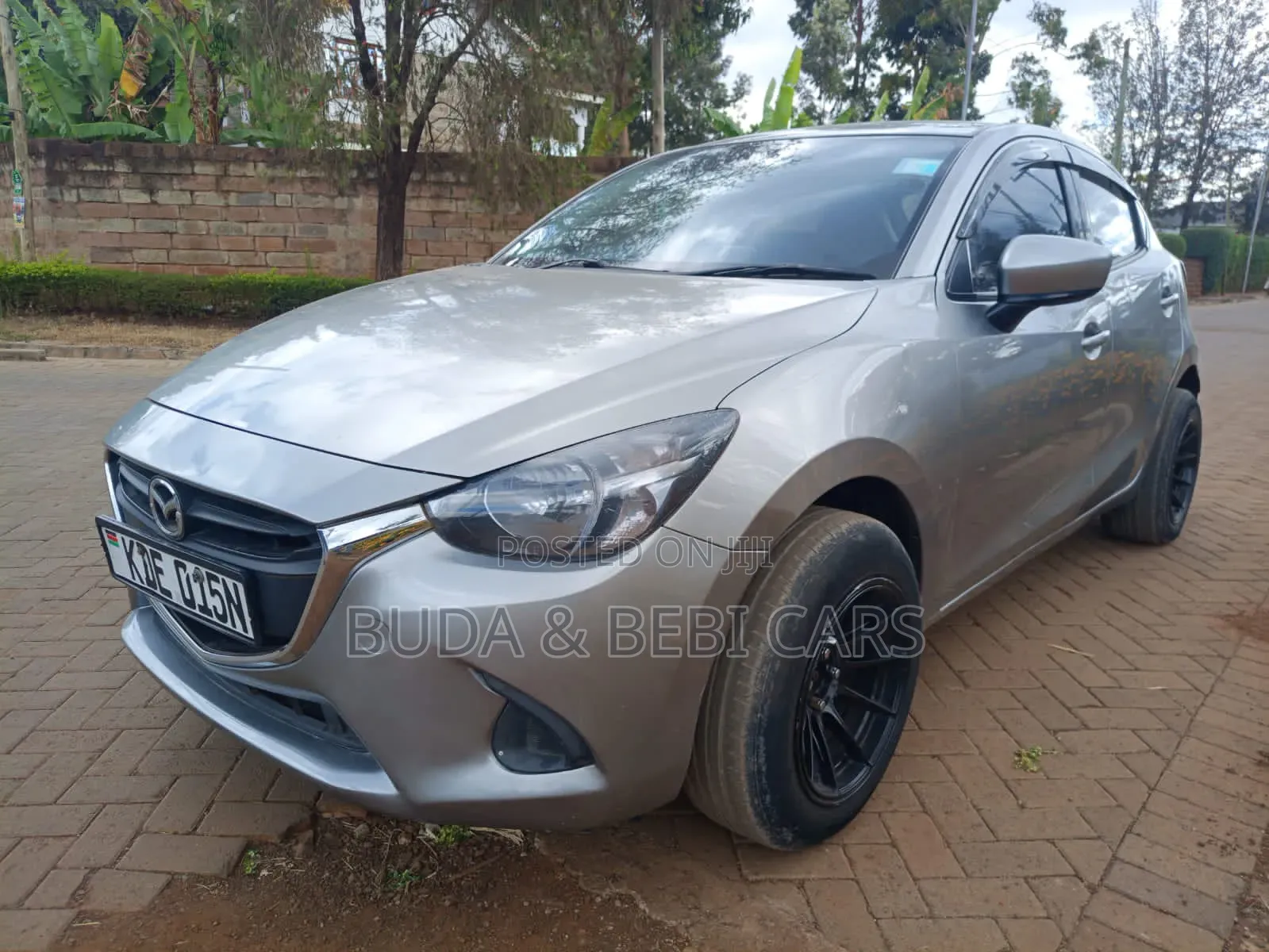 Mazda Demio 2015 Silver