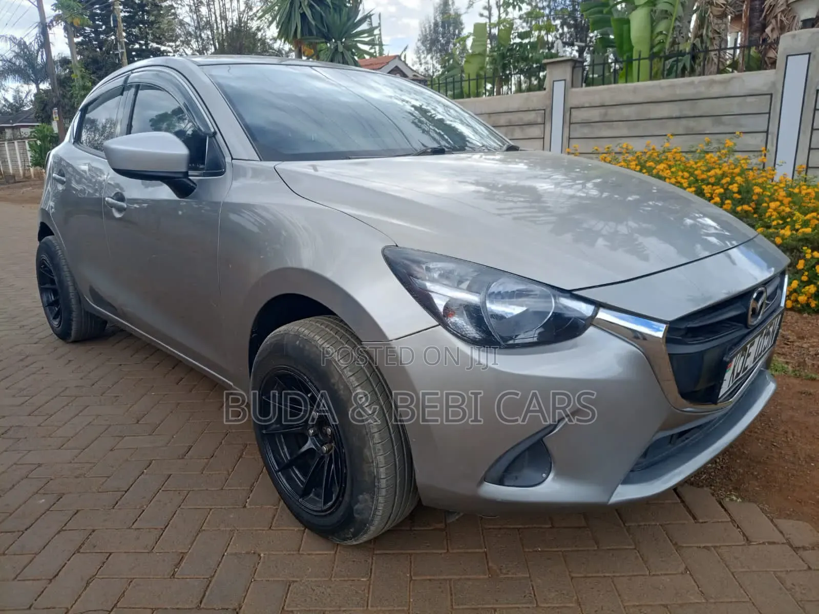 Mazda Demio 2015 Silver