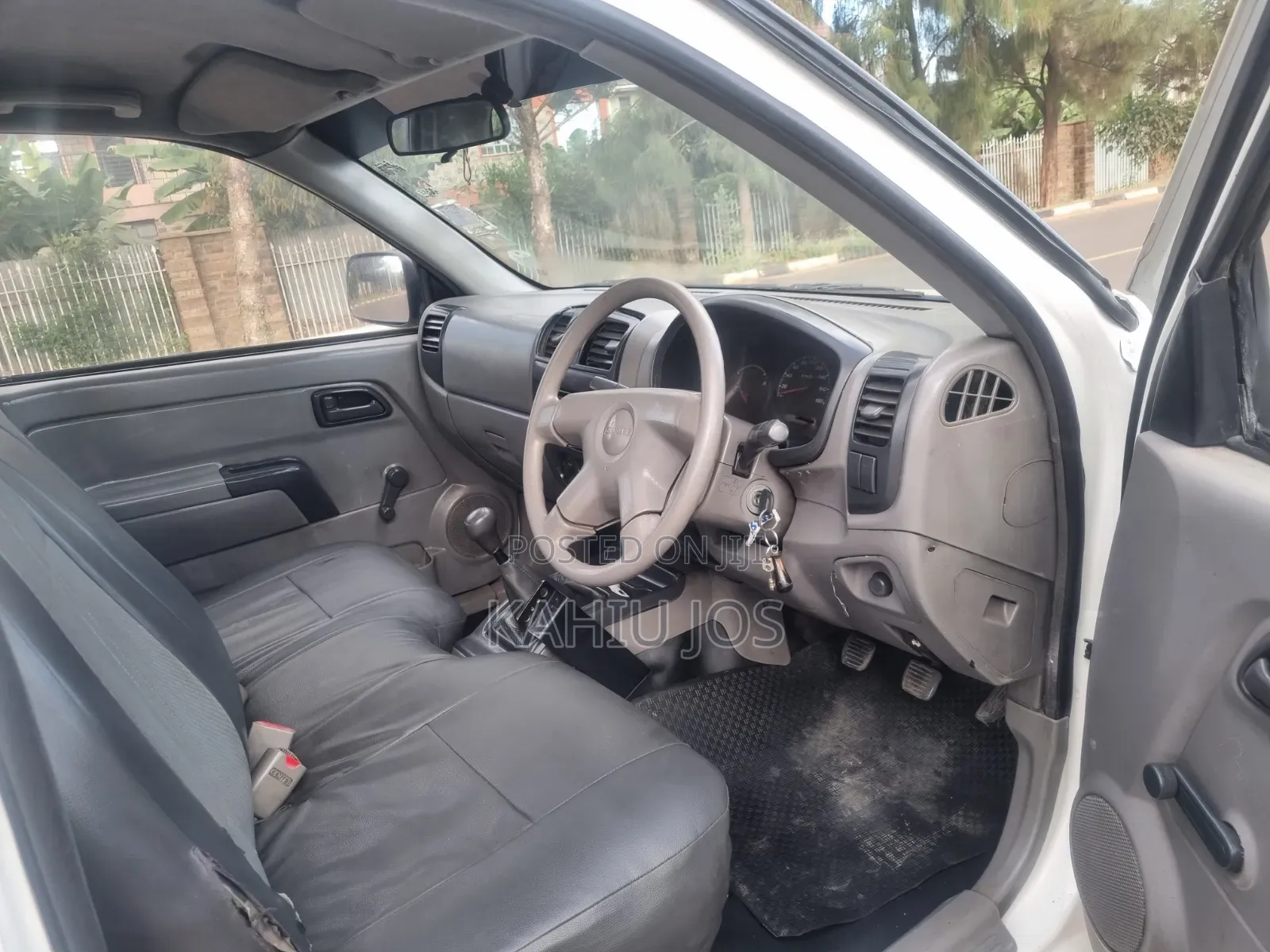 Isuzu D-MAX 2008 White