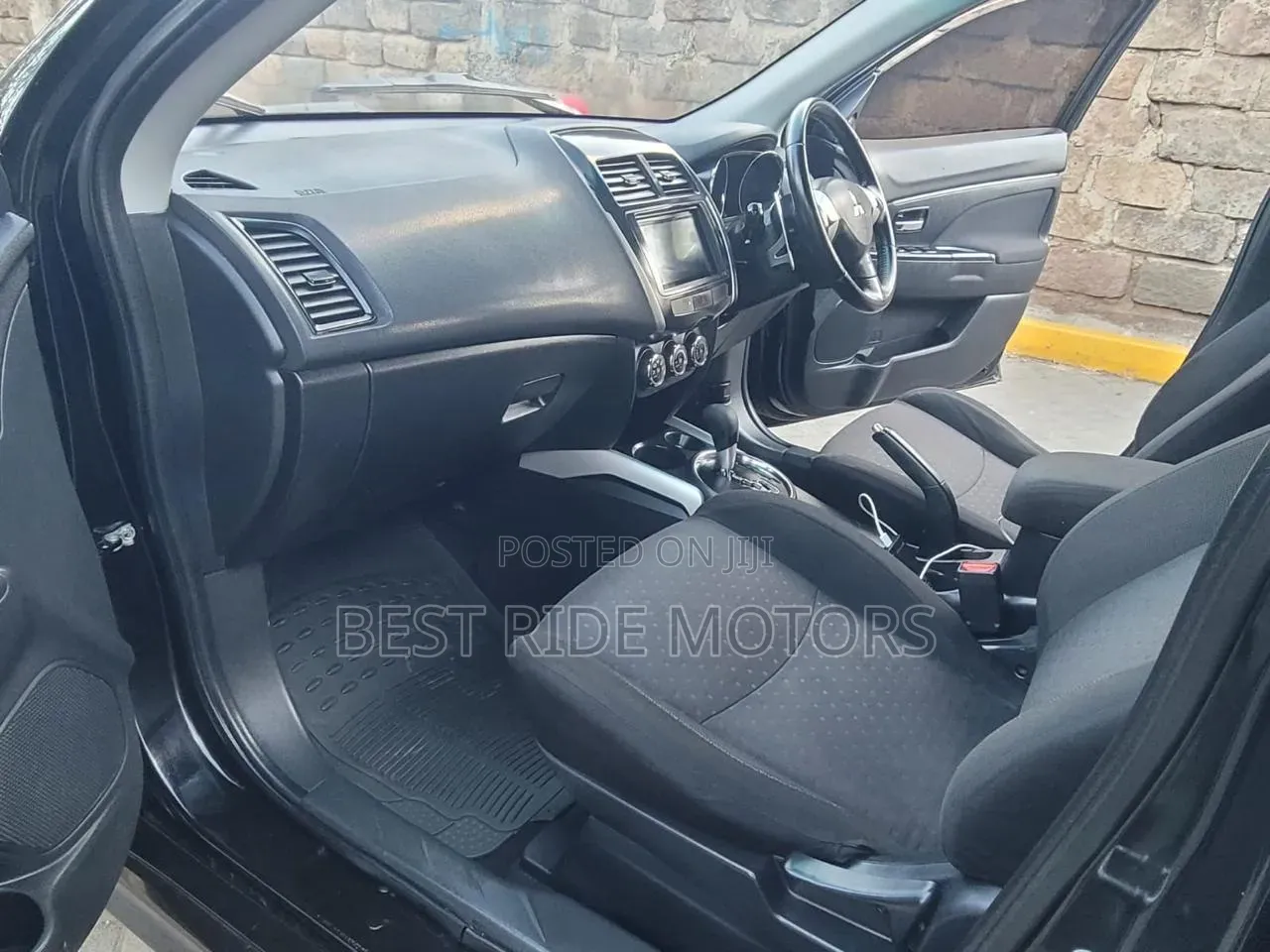 Mitsubishi RVR 2.0 2012 Black