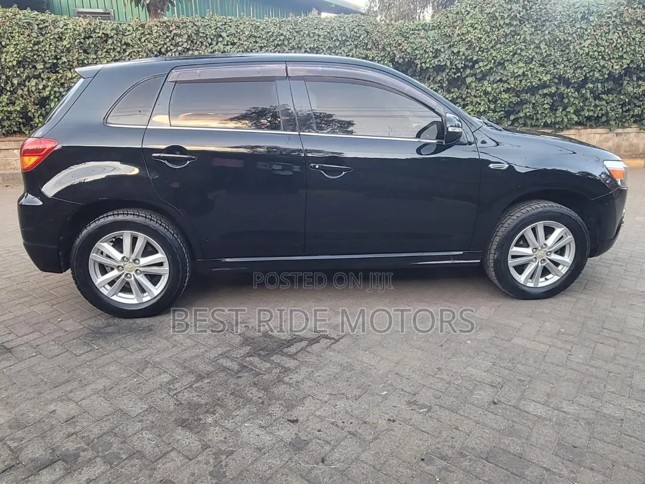 Mitsubishi RVR 2.0 2012 Black