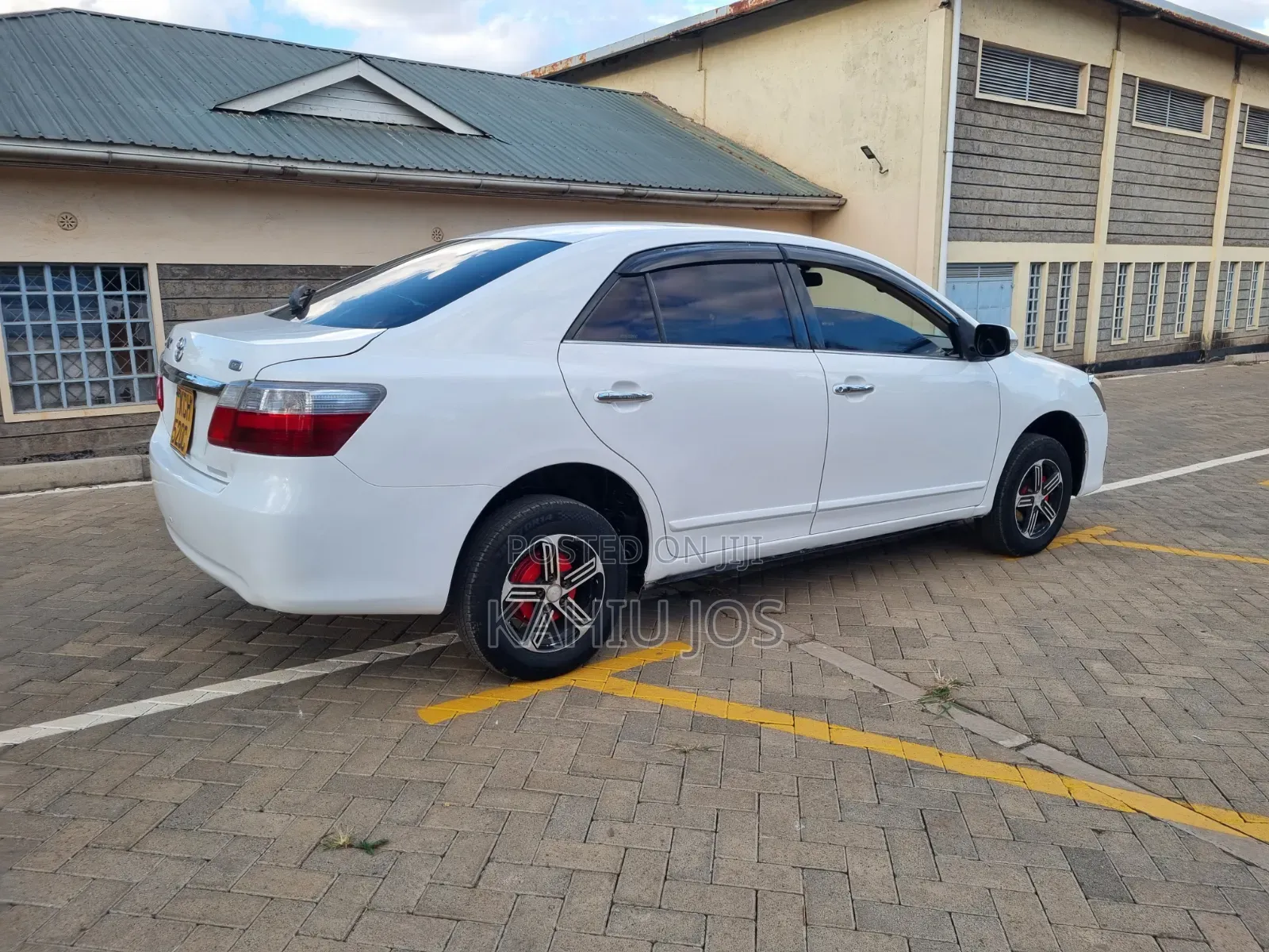 Toyota Premio 2009 White