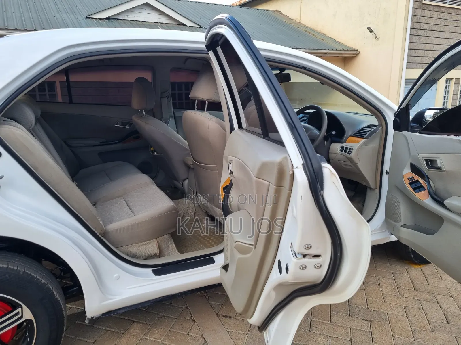 Toyota Premio 2009 White