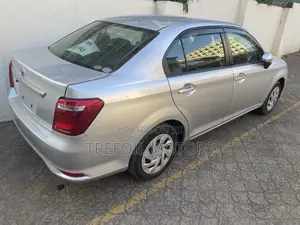 Toyota Axio 1.5 X 2WD 2018 Silver