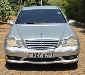 Mercedes-Benz C180 2007 Silver