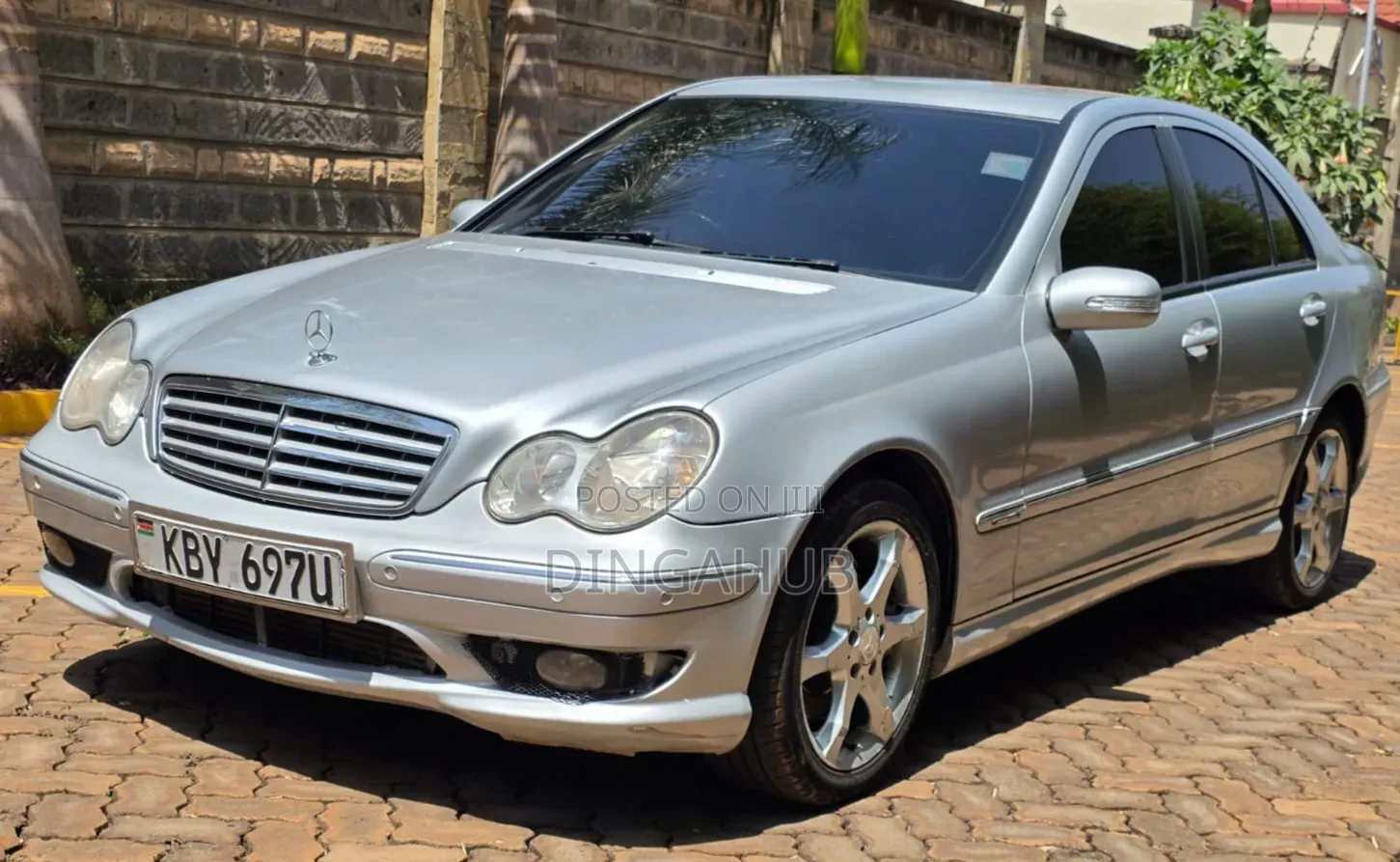 Mercedes-Benz C180 2007 Silver