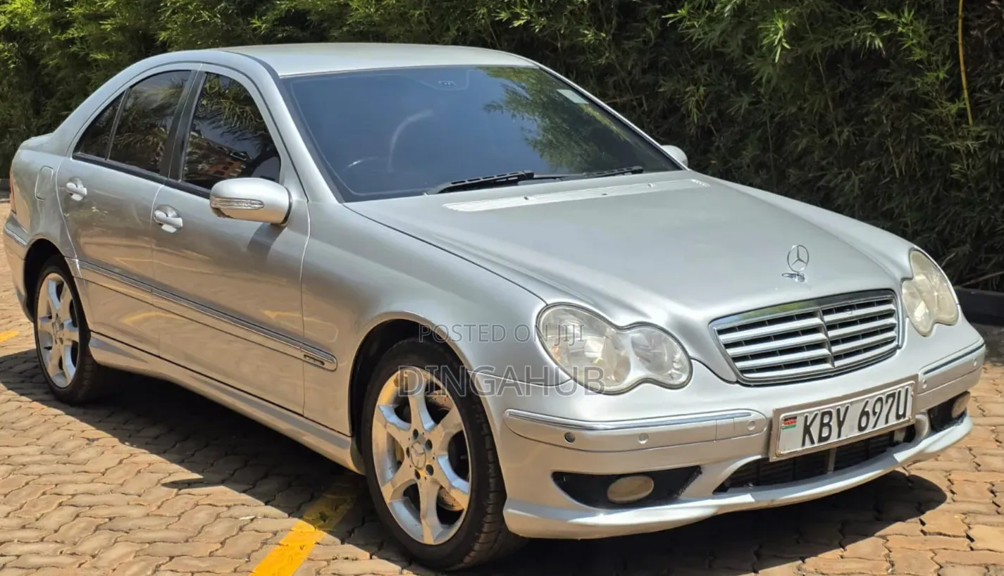 Mercedes-Benz C180 2007 Silver