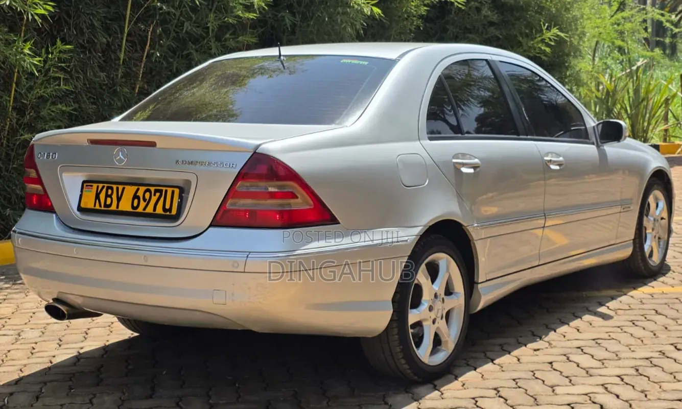 Mercedes-Benz C180 2007 Silver