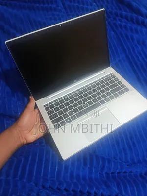 Laptop HP EliteBook 845 G8 16GB AMD Ryzen 5 SSD 256GB
