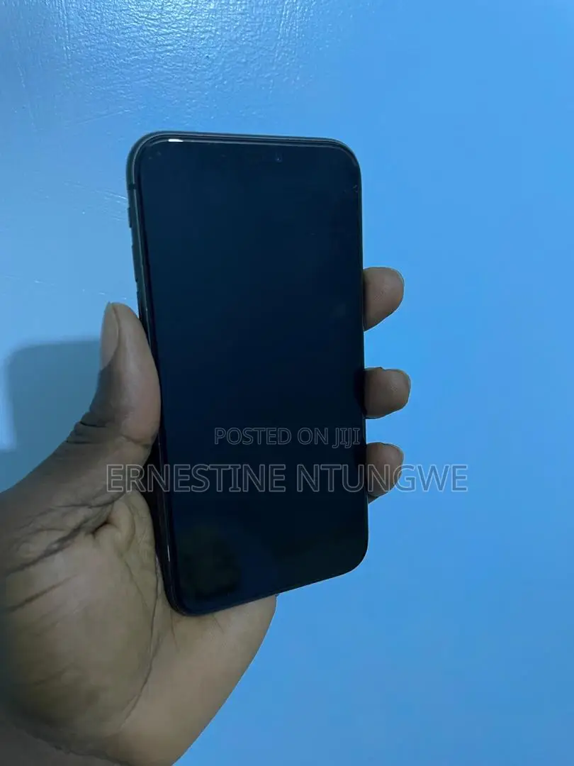 Apple iPhone 11 64 GB Black