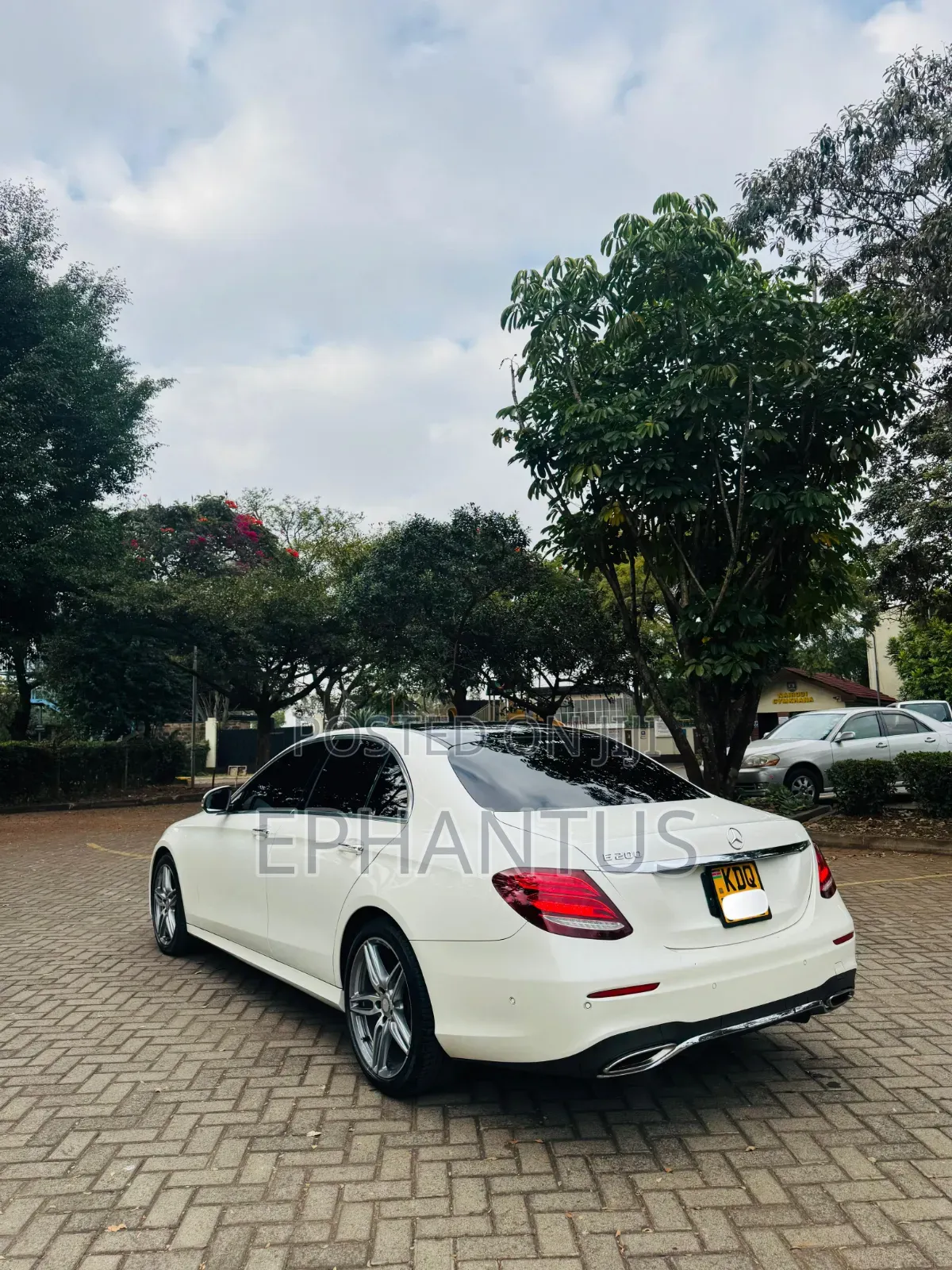 Mercedes-Benz E200 2016 White