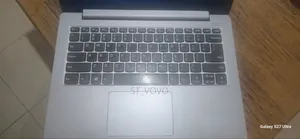 Laptop Lenovo Ideapad 3 8GB Intel Core i7 HDD+SSD 500GB