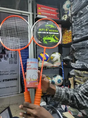 Badminton Rackets With Shuttle Cocks