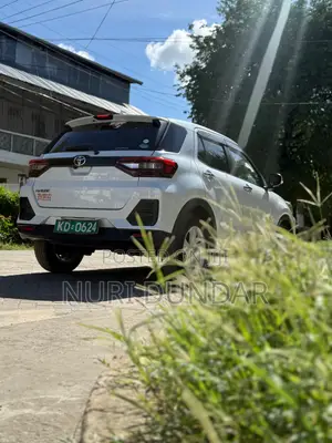 Toyota Raize 2019 White