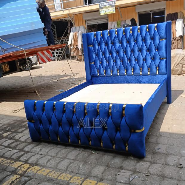 Beds,matress ,Sofas - thumbnail 2
