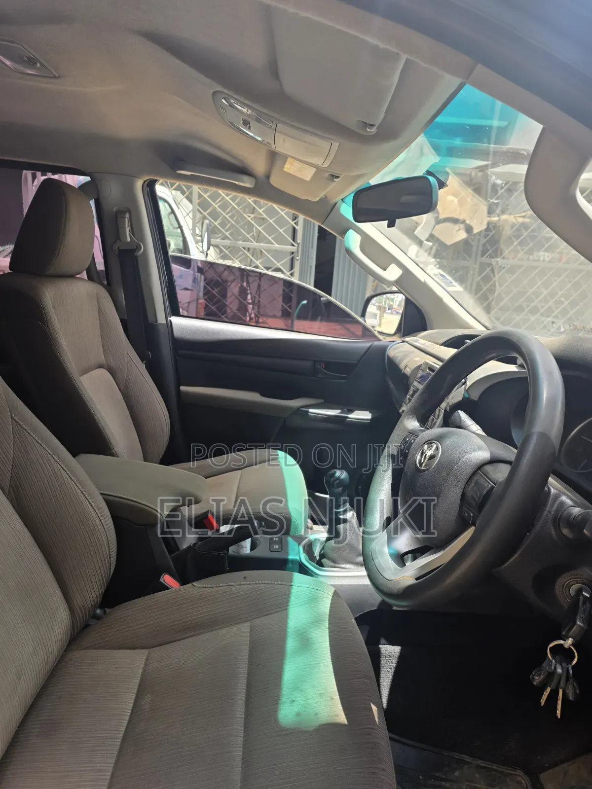 Toyota Hilux 2016 Black