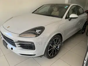 Porsche Cayenne S AWD 2019 Beige