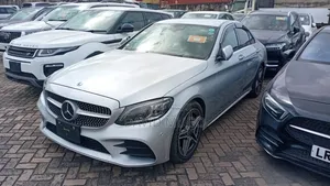 Mercedes-Benz C200 2019 Silver