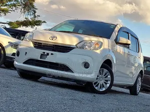 Toyota Passo 2019 White