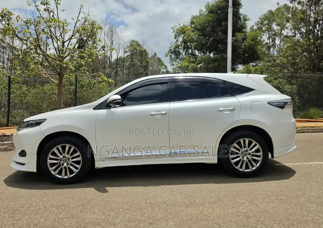 Toyota Harrier 2014 White