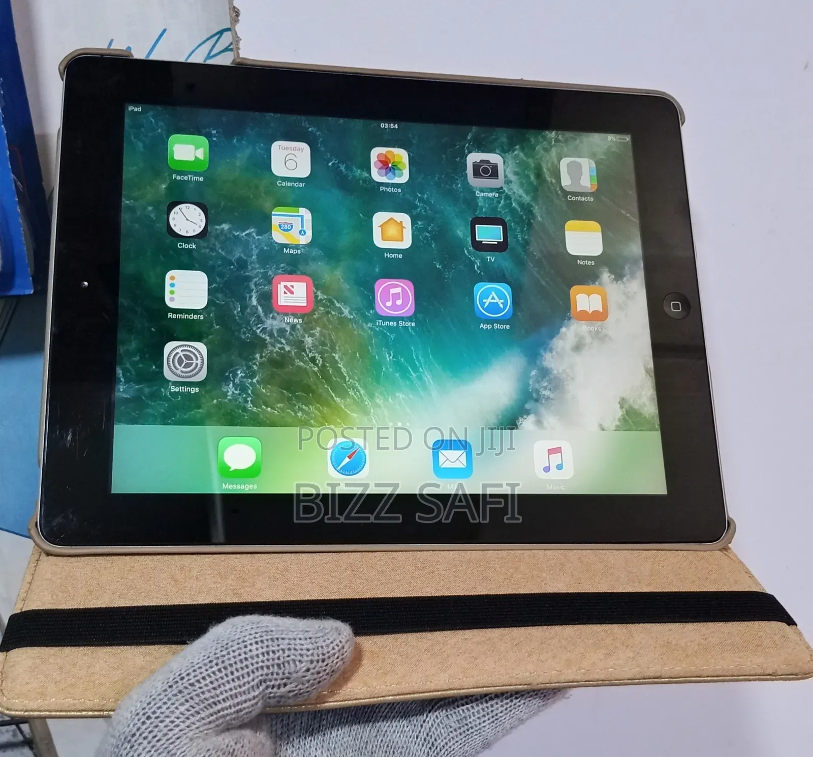 Apple iPad 3 Wi-Fi 16 GB Black