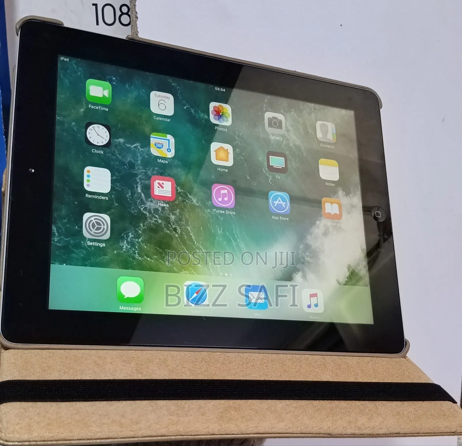 Apple iPad 3 Wi-Fi 16 GB Black