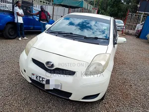 Toyota Vitz 2008 White
