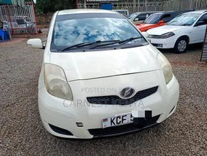 Toyota Vitz 2008 White
