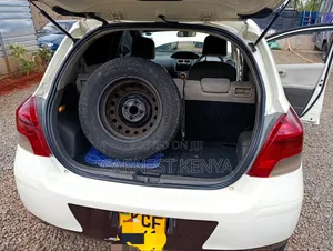 Toyota Vitz 2008 White