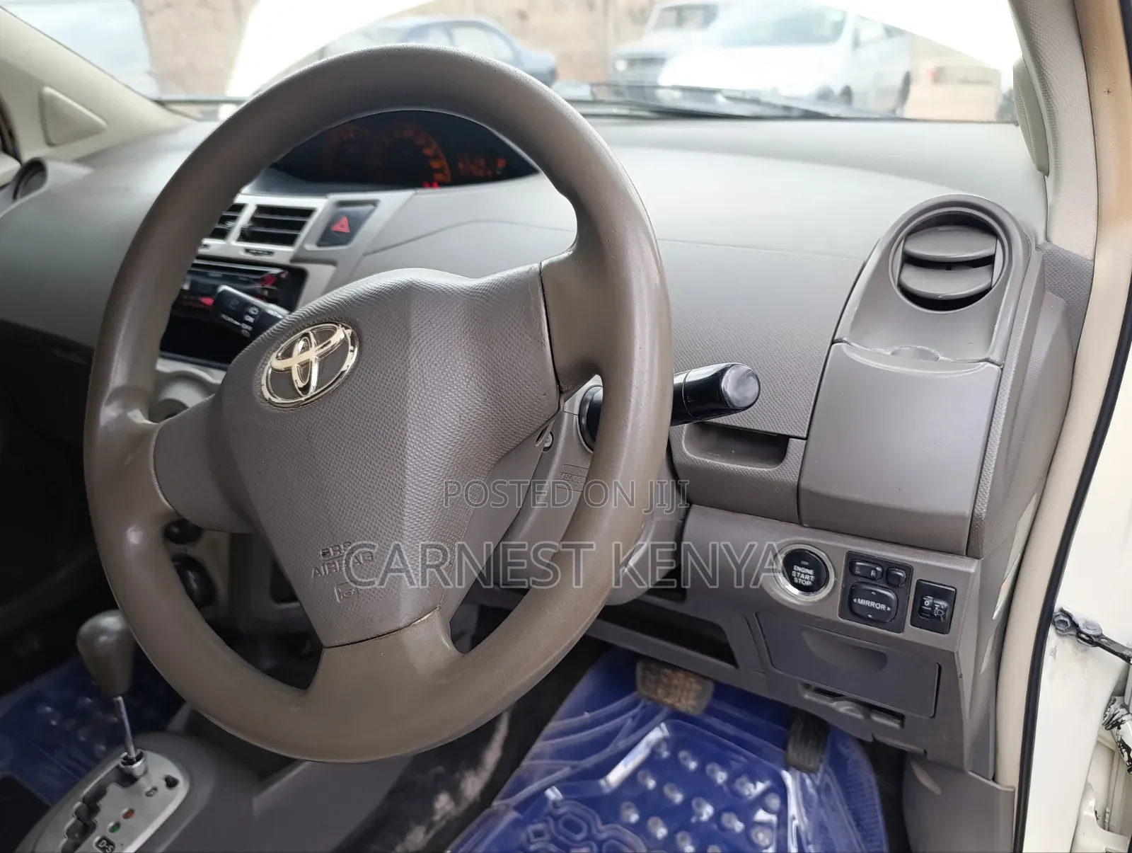 Toyota Vitz 2008 White