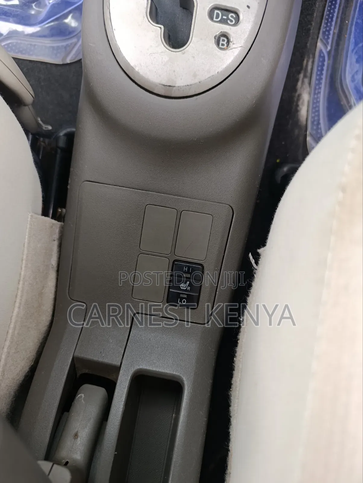 Toyota Vitz 2008 White