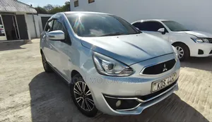 Mitsubishi Mirage 2017 Silver