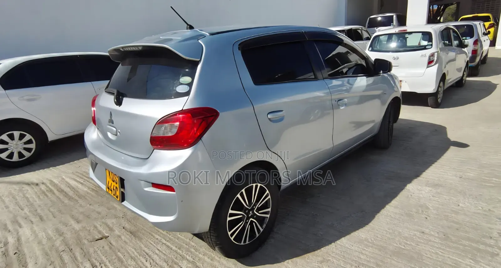 Mitsubishi Mirage 2017 Silver