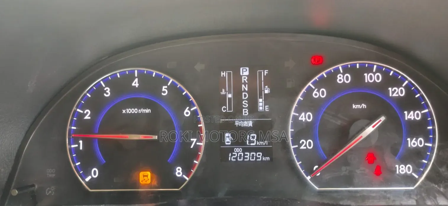 Toyota Premio 2016 Silver