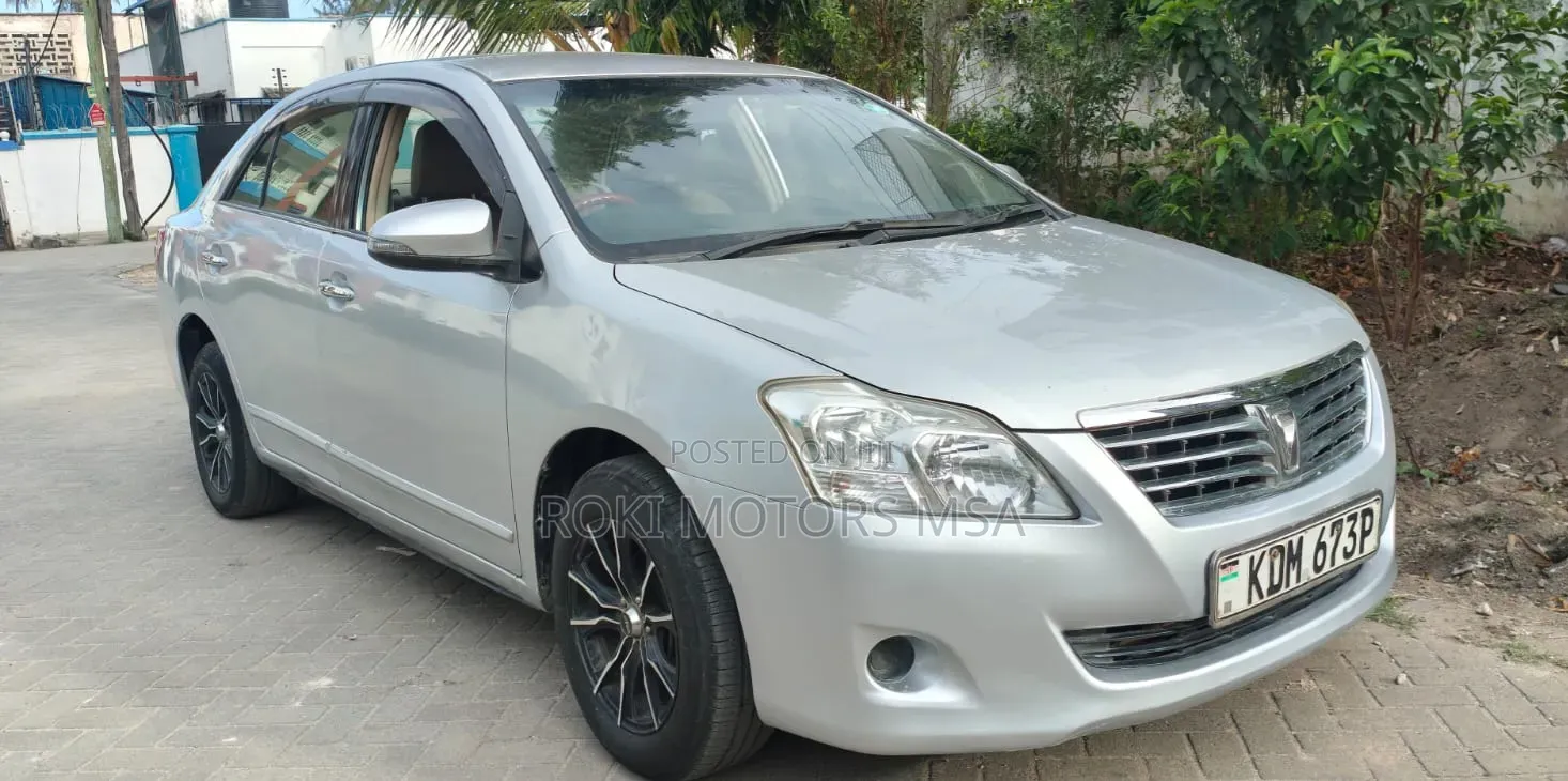Toyota Premio 2016 Silver