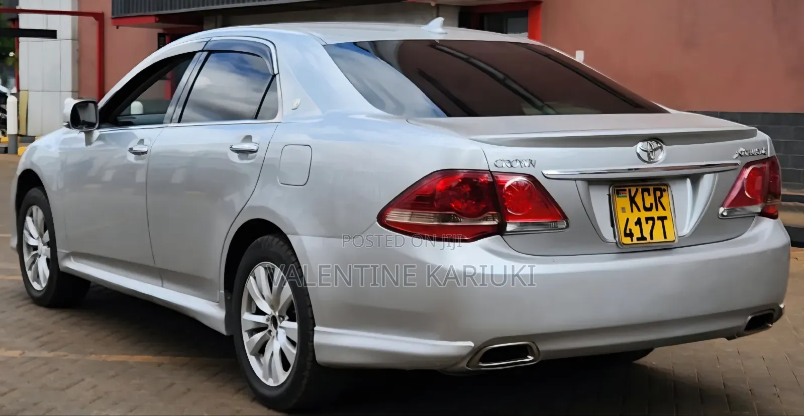Toyota Crown 2011 Silver