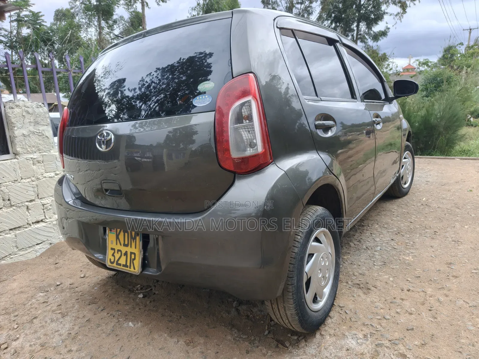 Toyota Passo 2015 Gray