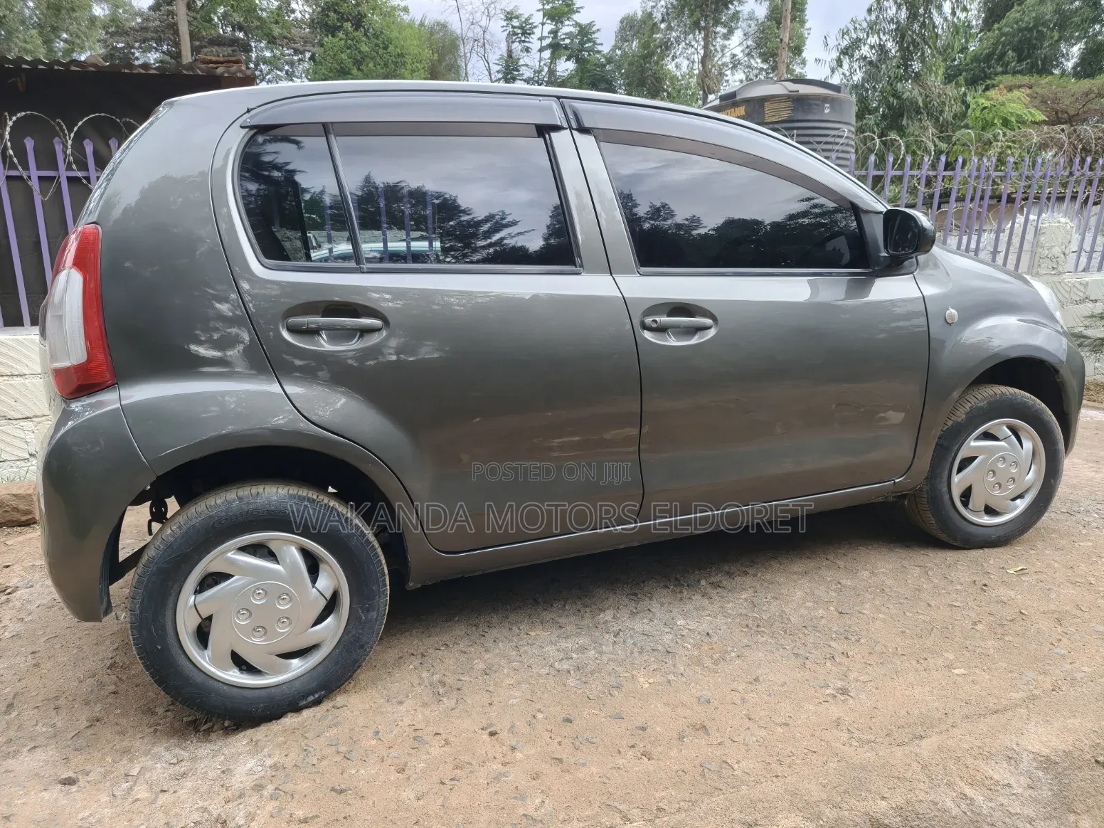 Toyota Passo 2015 Gray
