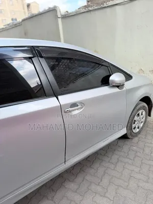 Toyota Wish 2013 Silver