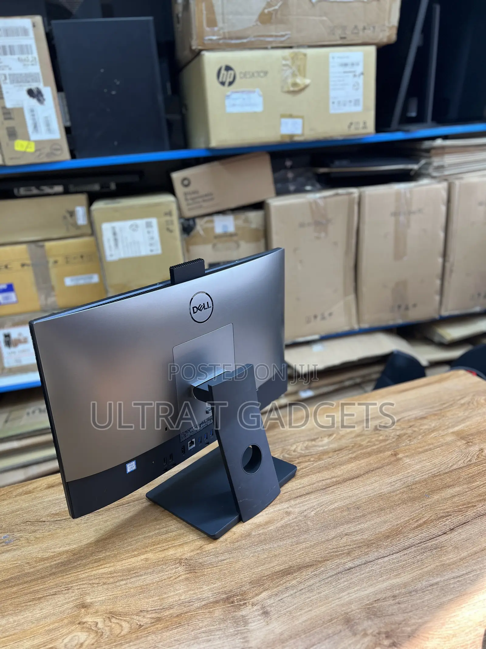 Desktop Computer Dell OptiPlex 7460 8GB Intel Core i7 SSD 256GB