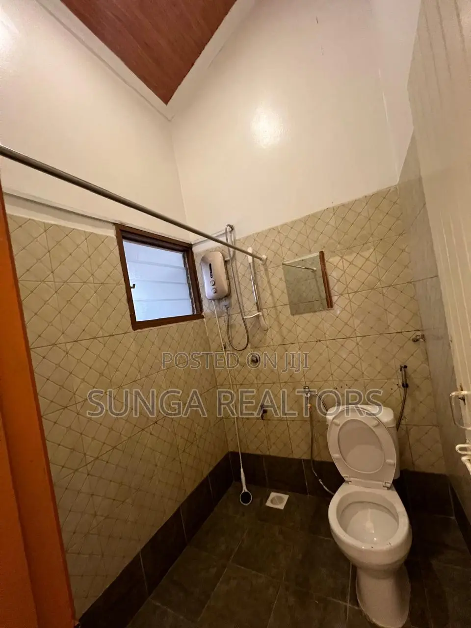1bdrm Bungalow in Loresho for rent
