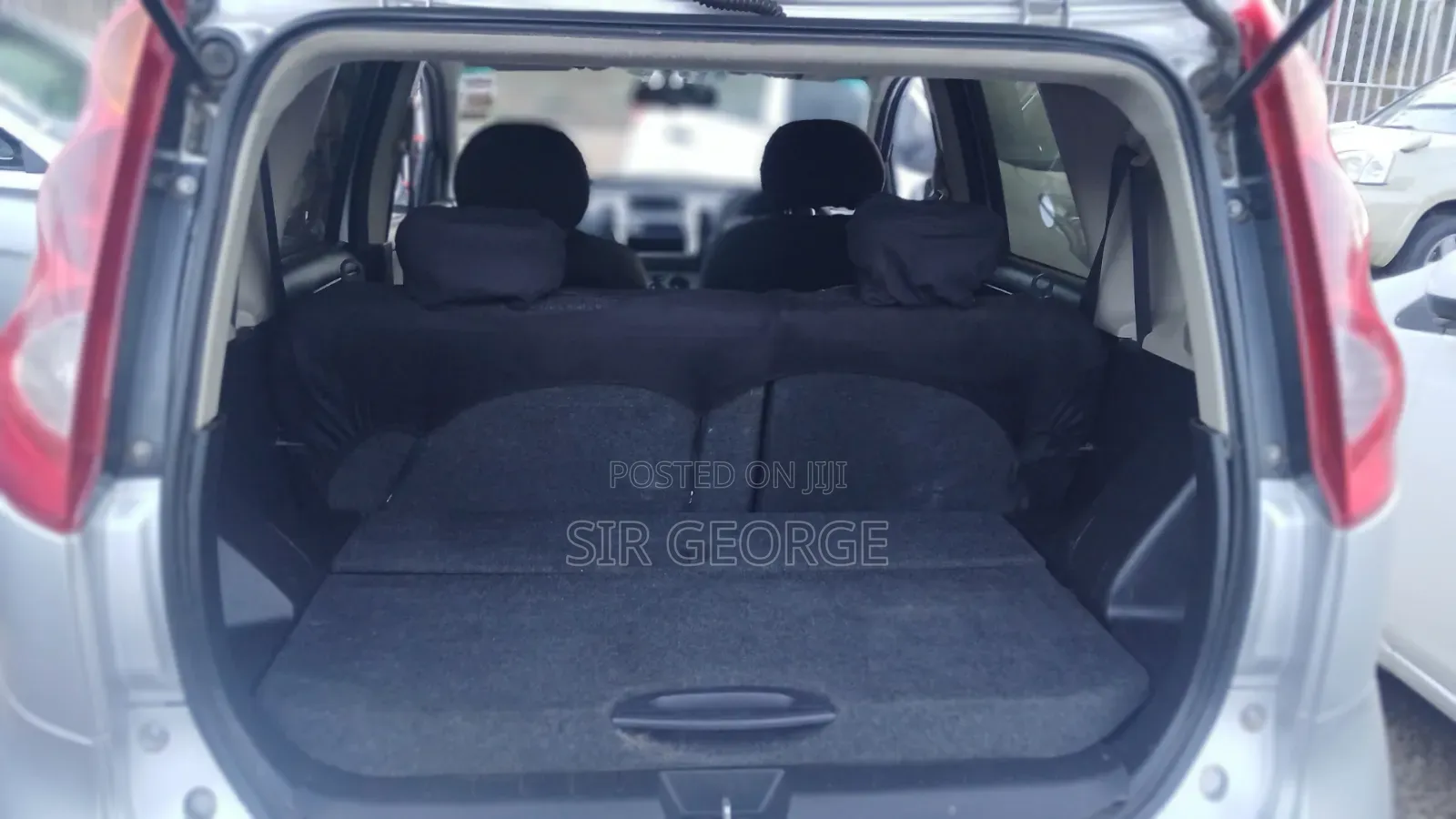 Nissan Note 2012 Silver