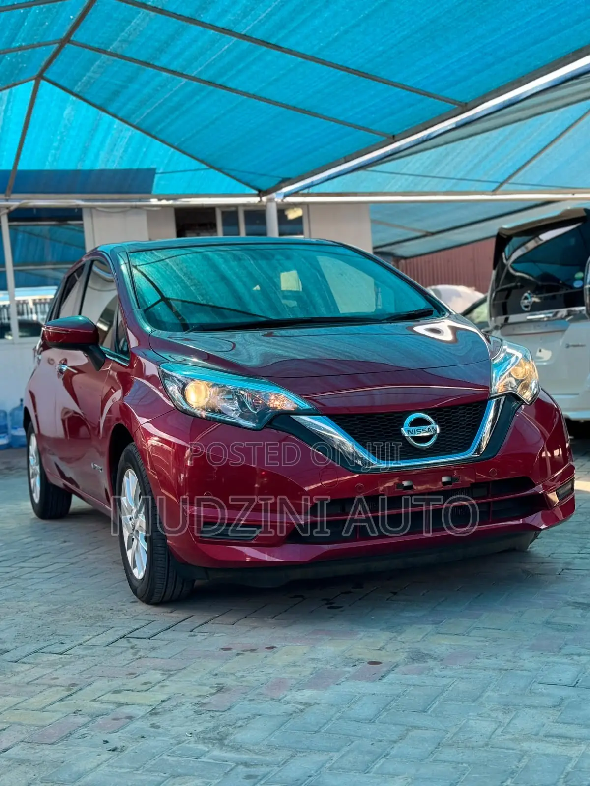 Nissan Note 1.2 Hybrid 2020 Red