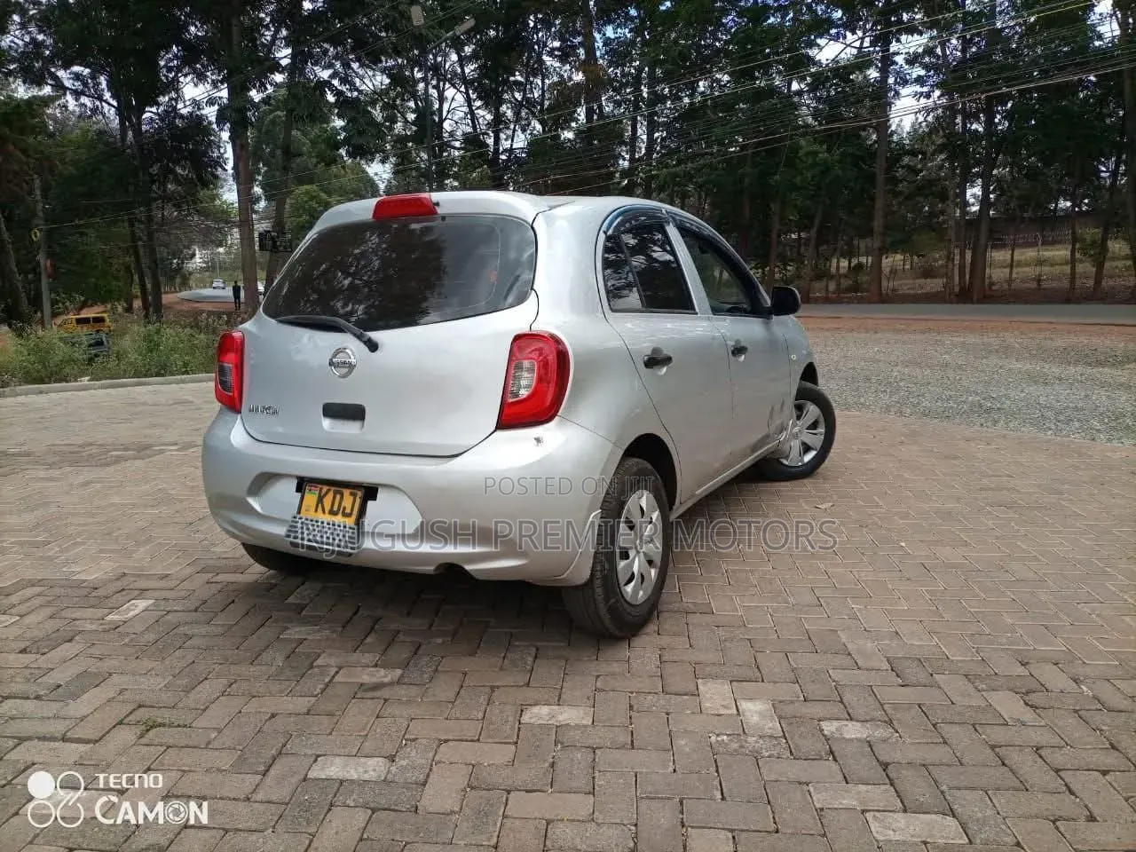 Nissan March 2015 Silver