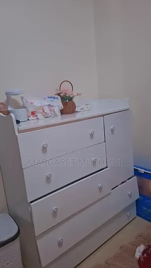Chest of Drawer